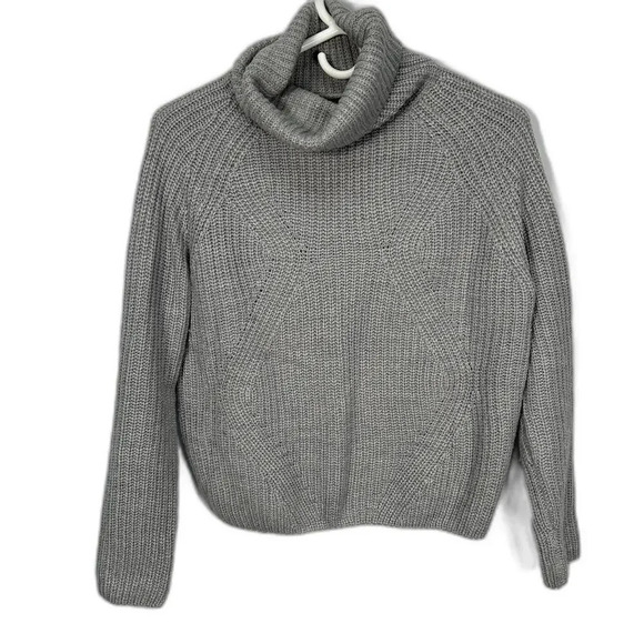 Gray Knit Turtleneck Sweater Small - Picture 1 of 3